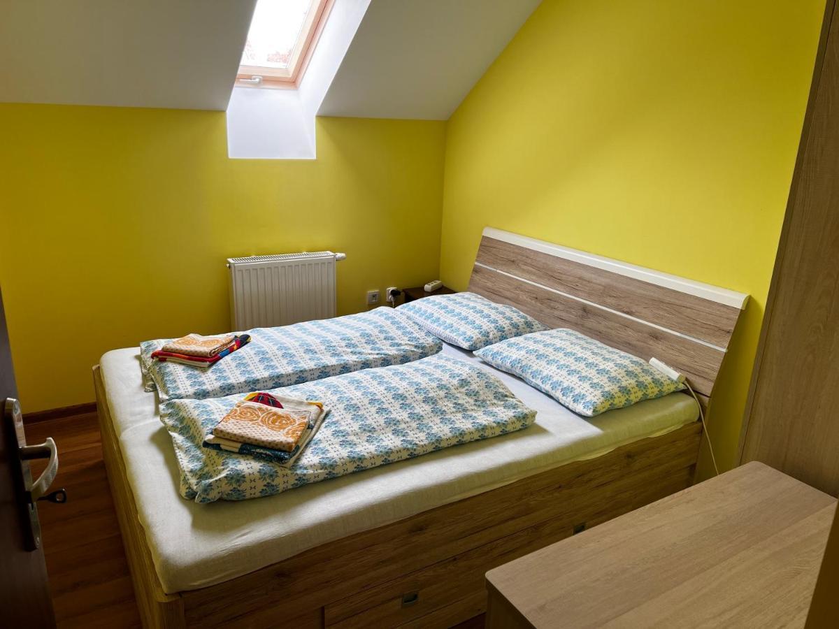 Privat Daniela Strba Appartement Buitenkant foto