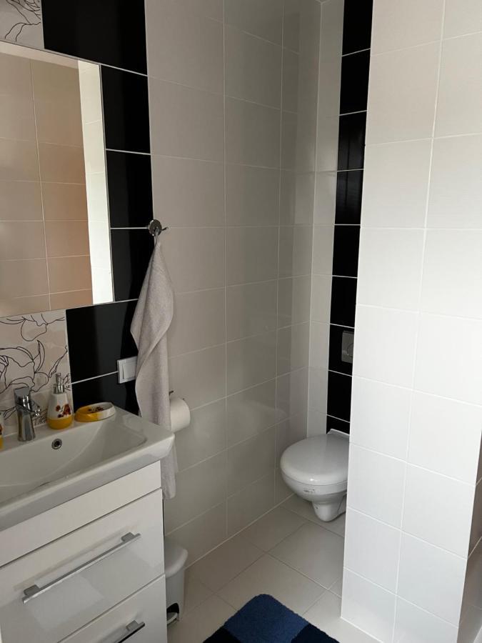 Privat Daniela Strba Appartement Buitenkant foto