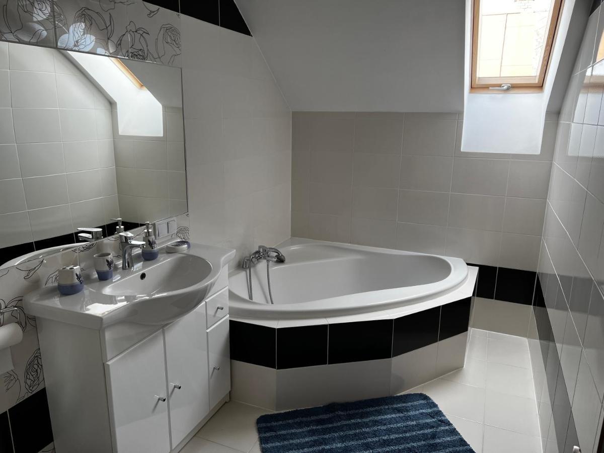 Privat Daniela Strba Appartement Buitenkant foto
