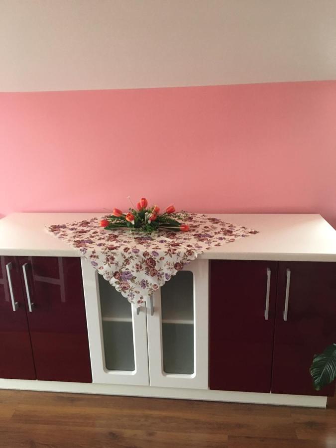 Privat Daniela Strba Appartement Buitenkant foto