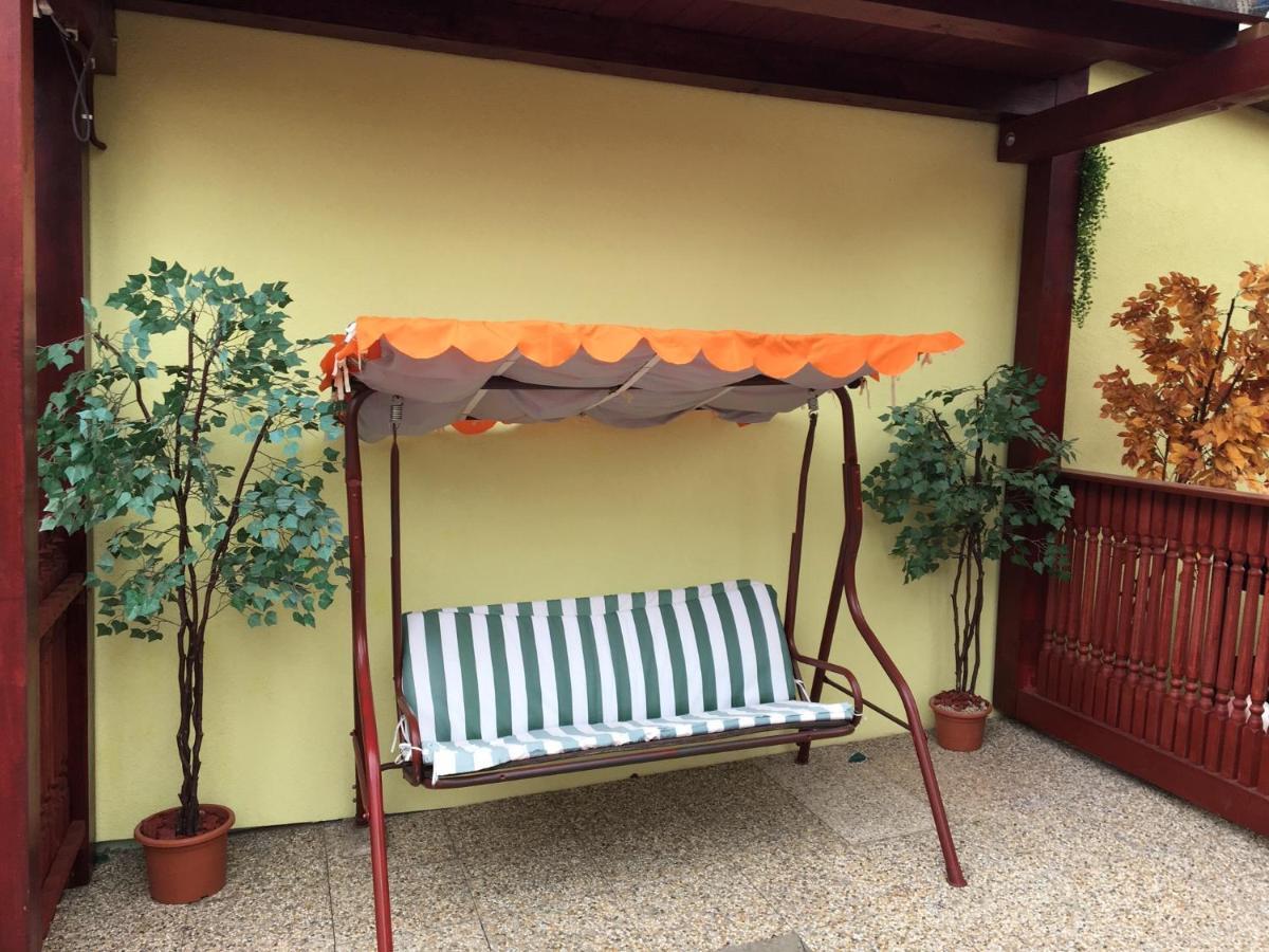Privat Daniela Strba Appartement Buitenkant foto